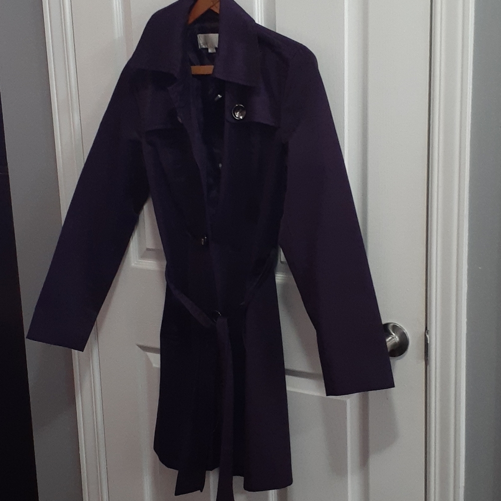Coat - Picture 2 of 4